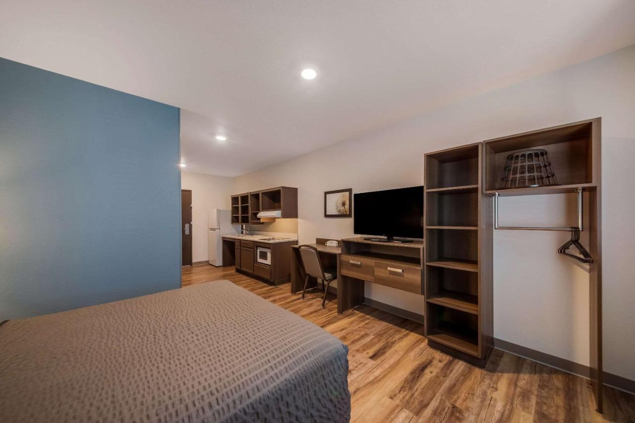 Woodspring Suites Wesley Chapel-Tampa Buitenkant foto