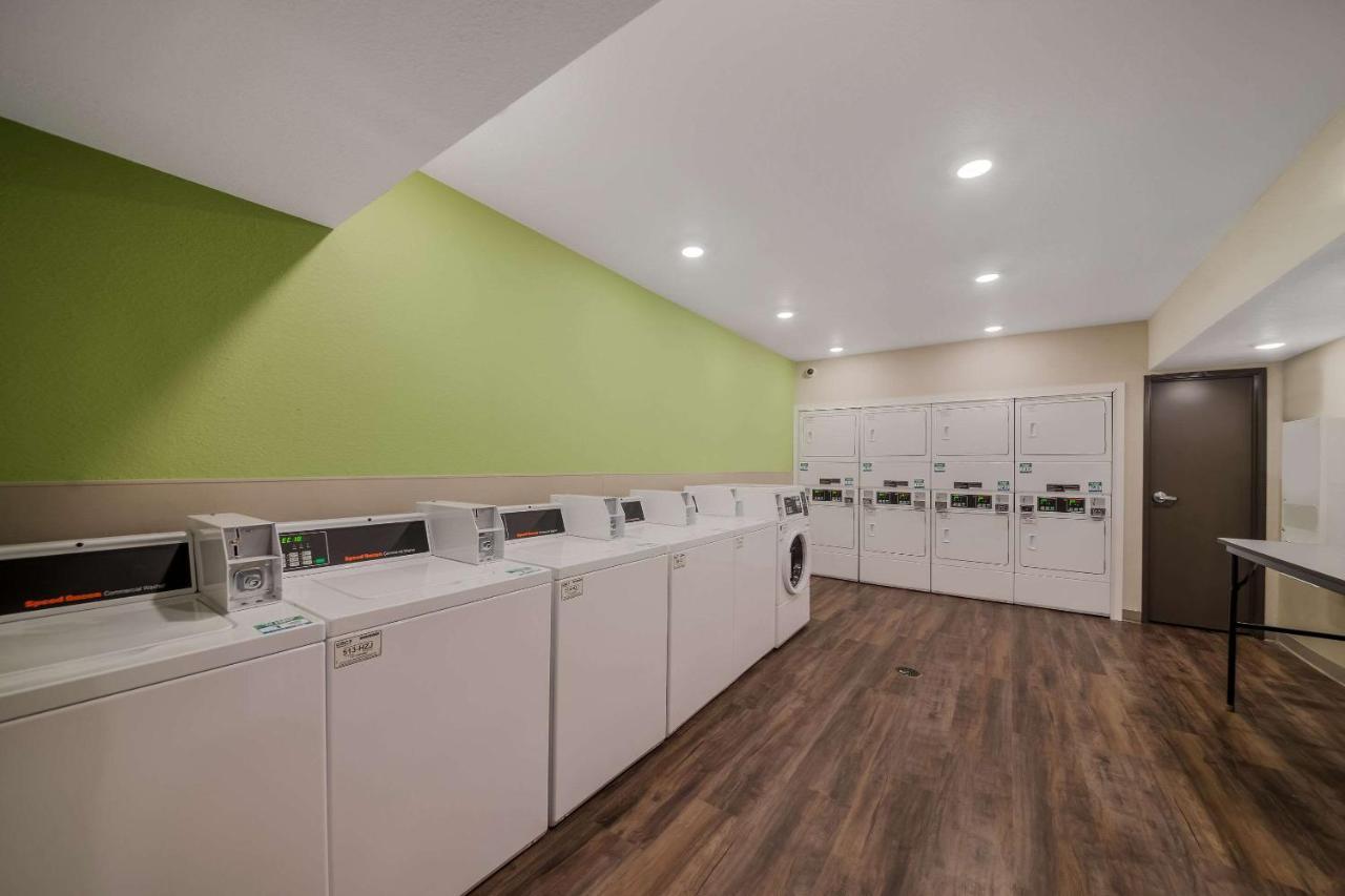 Woodspring Suites Wesley Chapel-Tampa Buitenkant foto
